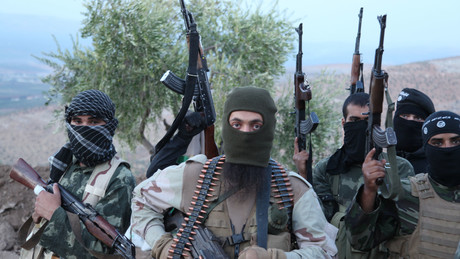 Bericht: Syrische Terroristen investieren Hunderte Millionen Dollar in Türkei