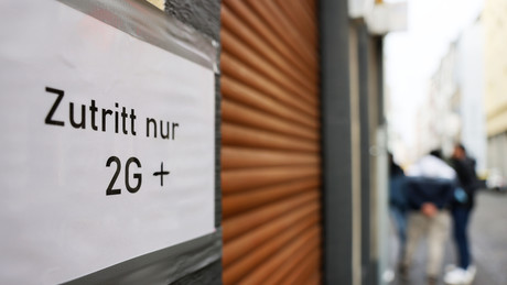 "Von Anfang an wenig zielführend" – Top-Virologe Stöhr fordert Lockerungen bei 2G-Regeln