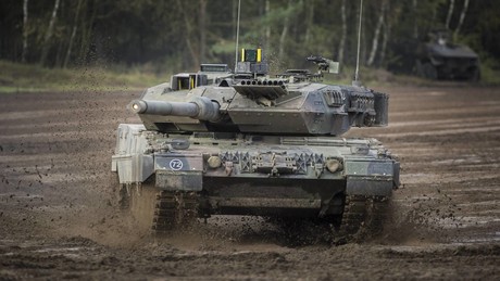 Helikopter, Panzer und Infanterie: Multinationale Militärübung "Allied Spirit" in Hohenfels