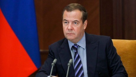 Russischer Ex-Präsident: Enge Beziehungen Moskaus zu Peking sind für die Welt als Ganzes positiv