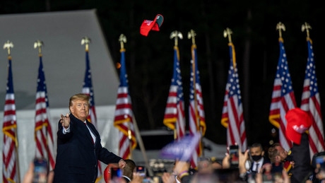 Donald Trump: "Bidens Inkompetenz führt uns in den Dritten Weltkrieg"