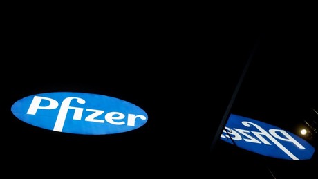 Weil Teenager nach Impfung fast erblindet ist – Französischer Anwalt verklagt Pfizer