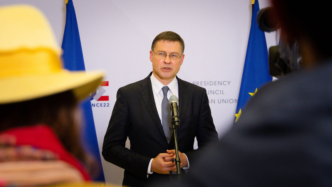 EU-Kommissar Dombrovskis: Nord Stream 2 auf Eis gelegt