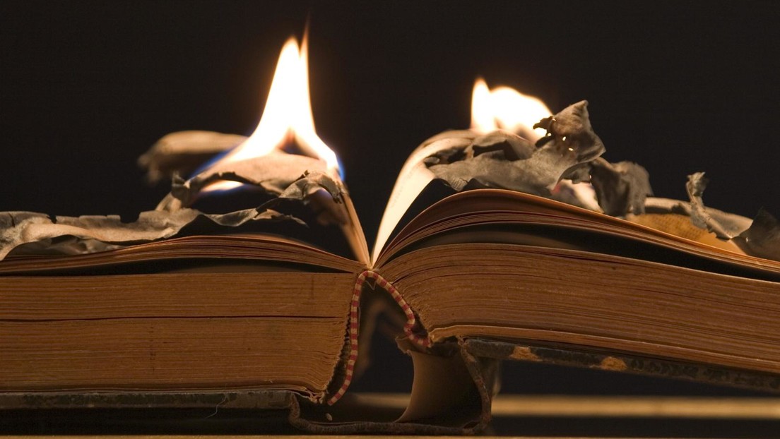 US-Pastor organisiert Bücherverbrennung: "Harry Potter"-Romane und Voodoo-Puppen gehören verbrannt