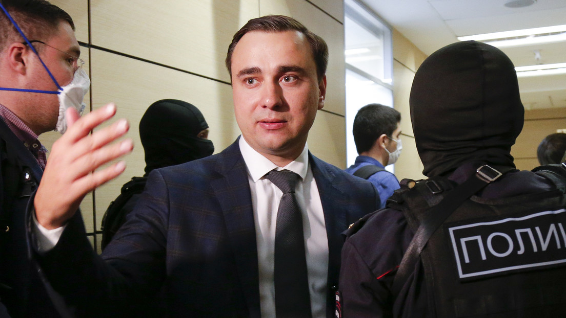 Vater eines im Exil lebenden Nawalny-Verbündeten zu drei Jahren Strafkolonie verurteilt