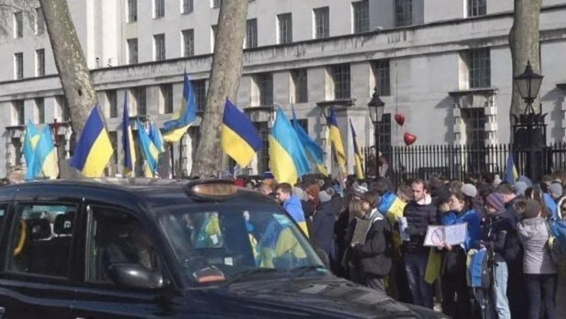 LIVE aus London: Demonstranten versammeln sich zur Unterstützung der Ukraine