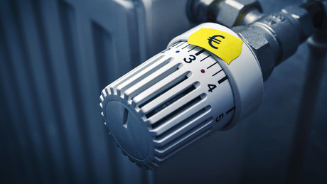 Britische Behörde hebt Obergrenze für Energiepreise um 54 Prozent an