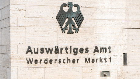 Bundesregierung fordert Deutsche zum Verlassen der Ukraine auf