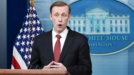 "Flächenbombardements und Raketenangriffe" – US-Sicherheitsberater skizziert russische Invasion