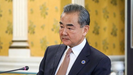 Chinas Top-Diplomat Wang Yi – Ukraine sollte keine Frontlinie zwischen Großmächten sein