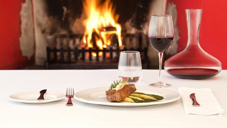 Ungarn kritisiert Brüsseler Kampagne gegen Fleisch und Wein