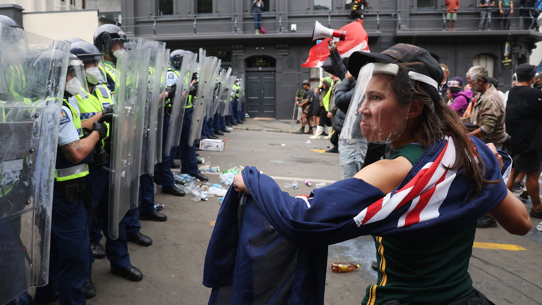 Neuseeland: Polizei räumt Zeltlager von Impfpflicht-Gegnern