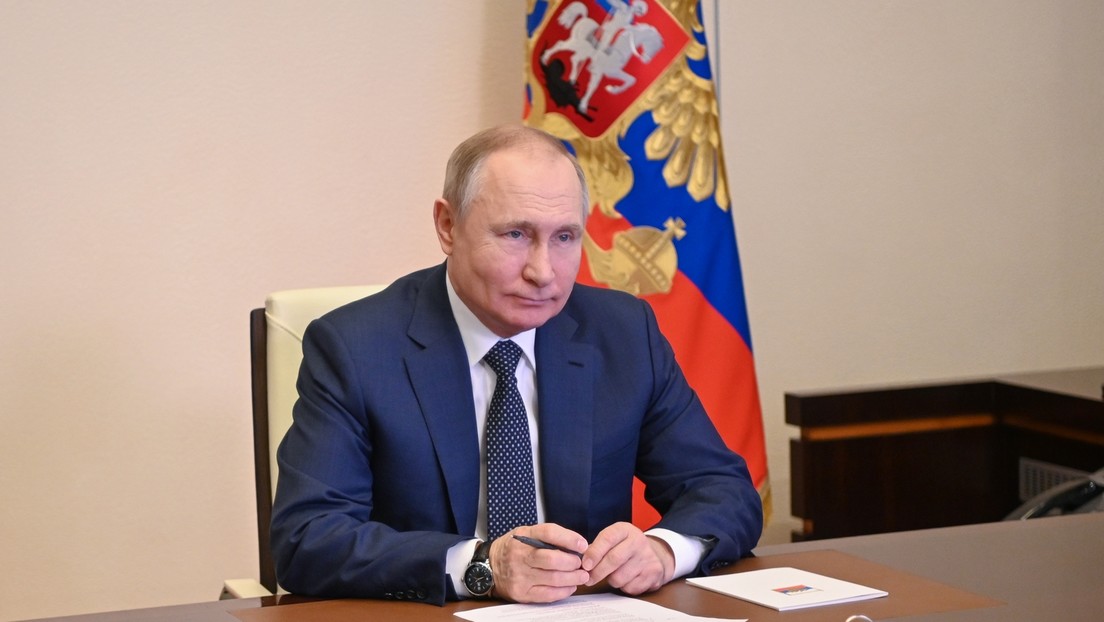 Putin hält Ansprache am Jahrestag der Wiedervereinigung Russlands mit der Krim (Deutsch)