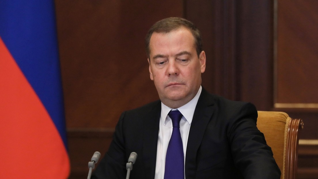 Medwedew über Sperrung von Facebook und Instagram: Sie regieren ihr Imperium außerhalb von Gesetzen