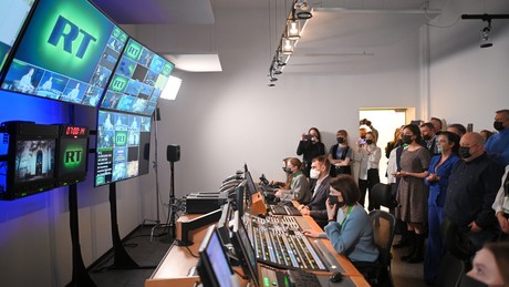RT America stellt Produktion ein und entlässt Mitarbeiter