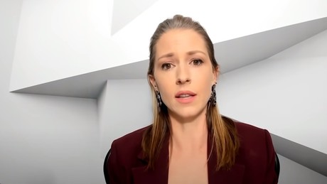 YouTube löscht alle 550 Videos der Breaking The Set-Episoden von Abby Martin
