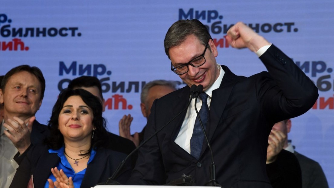 Prognosen deuten auf klaren Sieg: Vučić bleibt wohl Serbiens Präsident