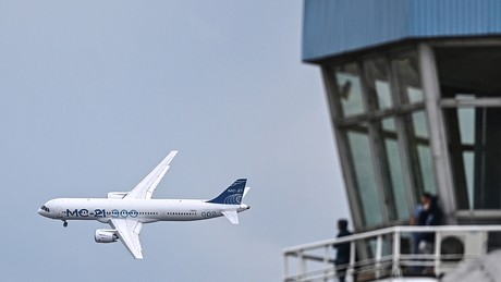 Erfolg der russischen High-Tech-Forschung: Komposit-Tragflächen für neuen Passagier-Jet MS-21