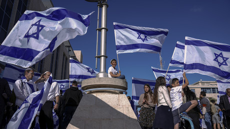 Israelischer Flaggenmarsch in palästinensischen Gebieten: "Tod den Arabern!"