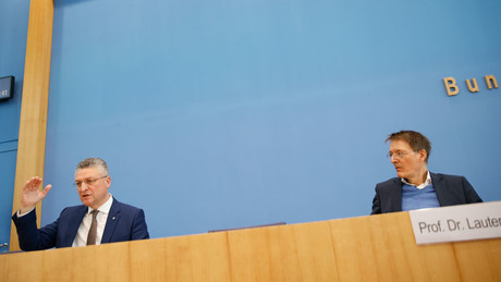 Verdacht: Verzögerte das RKI die Veröffentlichung der Impfstatistik vor der Bundestagsdebatte?
