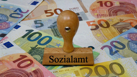 Mehr Menschen auf staatliche Grundsicherung angewiesen