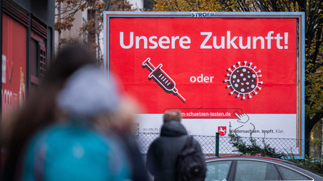 Neue Modellierung veröffentlicht: "Wirkungen möglicher Impfkampagnen im Herbst 2022"