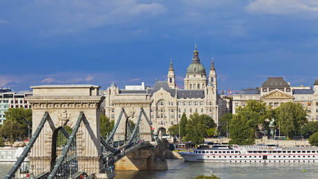 Liveticker zum Ukraine-Krieg - Ungarn bietet Durchführung von Friedensgesprächen in Budapest an