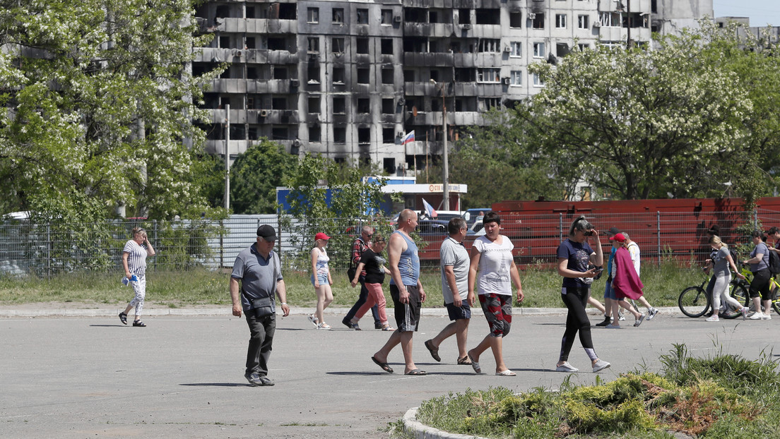 "Wir durften kein Russisch sprechen": Wie Polizisten in Mariupol nach der Befreiung arbeiten
