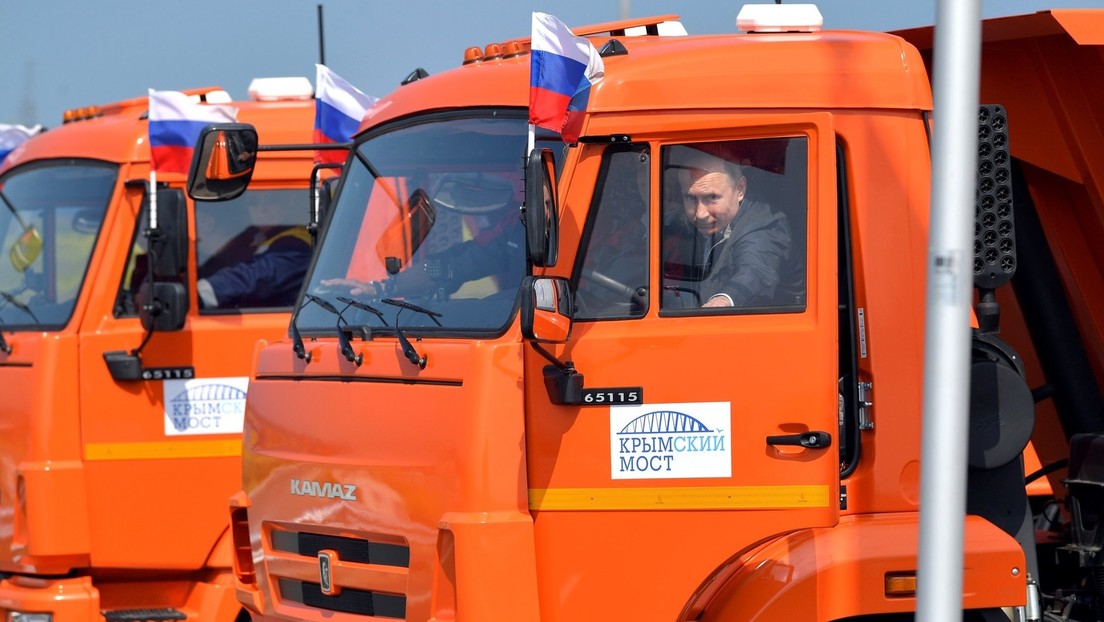 Ukrainischer Abgeordneter ermahnt Bürger: Allein im Auto fahren hilft nur Putin