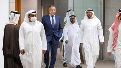 OPEC+ will Ölproduktion im Sommer anheben – Ausschluss Russlands nicht auf der Tagesordnung