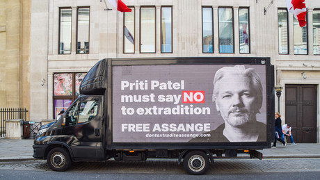 Folter statt Pressefreiheit? Assange in der Klemme der britischen Politik
