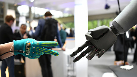 Der Transhumanismus als menschenverachtende neoliberale Religion