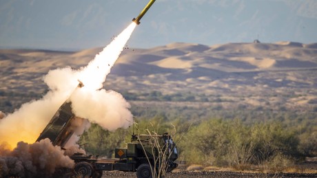 Liveticker zum Ukraine-Krieg - Ukraine setzt US-Raketensystem gegen russische Stellungen ein