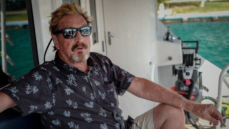 Ein Jahr nach John McAfees Tod: Spanien gibt Leiche noch immer nicht heraus