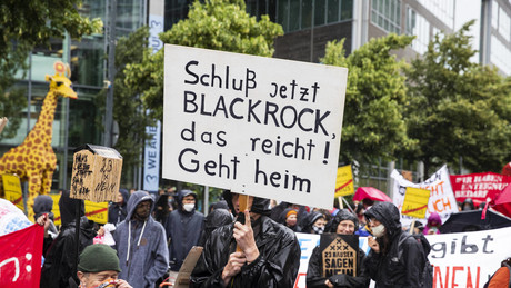Wie BlackRock die Arbeitsausbeutung perfektioniert und von der neuen Privatrente profitiert