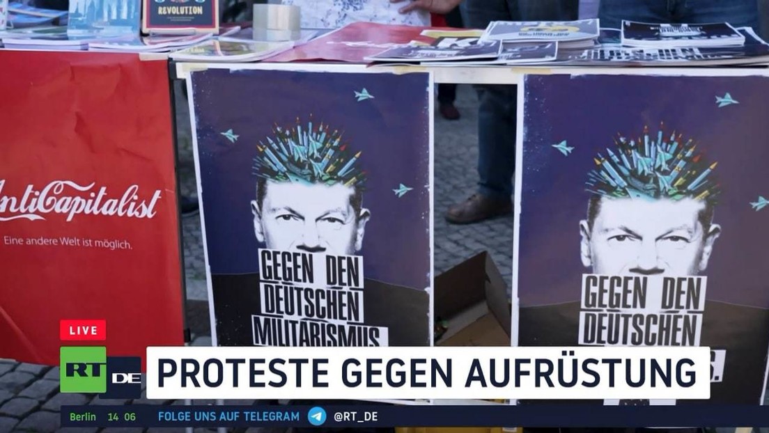 Berlin: Proteste gegen Aufrüstung