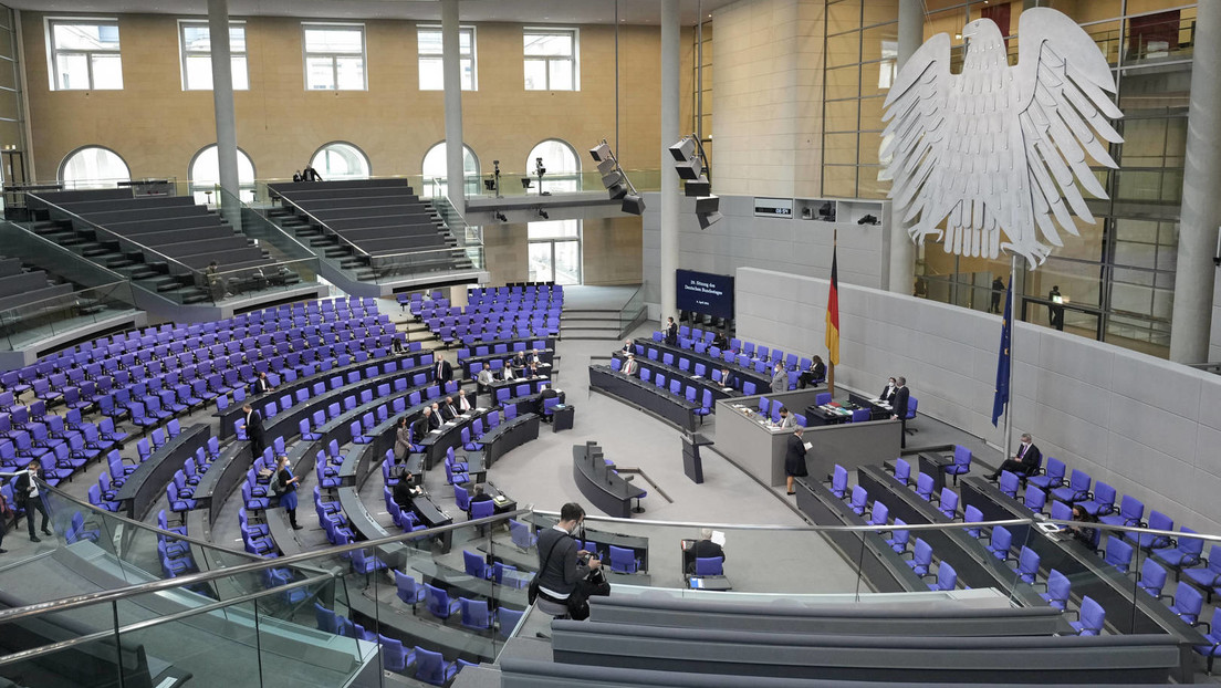 LIVE: 46. Sitzung des Bundestages | Regierungsbefragung mit Kanzler Scholz | Impfnebenwirkungen