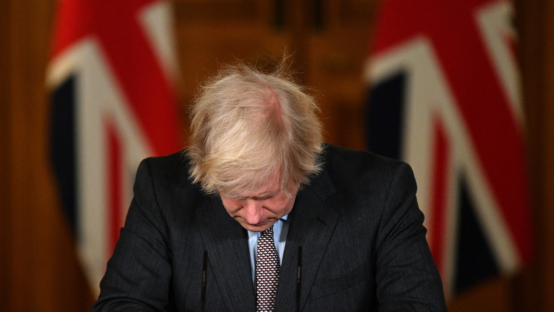 Boris Johnson tritt als Parteichef zurück - bleibt aber vorerst Premier