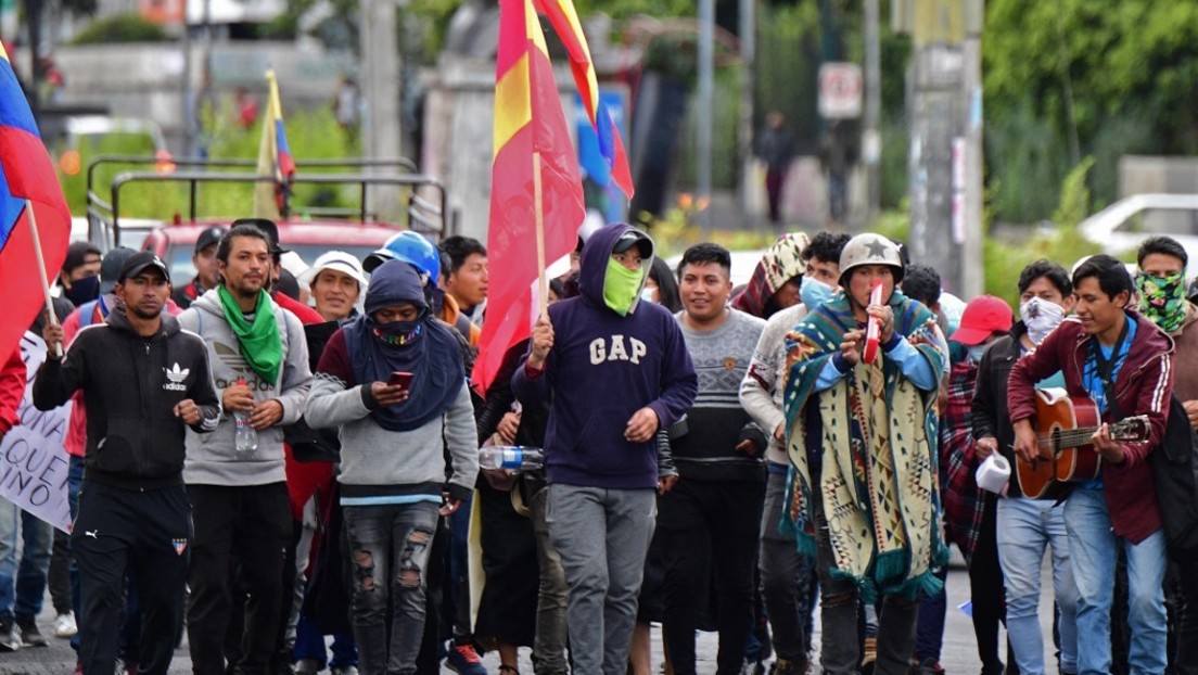 Why did the indigenous peoples revolt in Ecuador?  - An analysis
