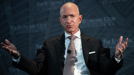 Doch keine Durchfahrt: Brücke für Bezos' Yacht wird nicht abgebaut