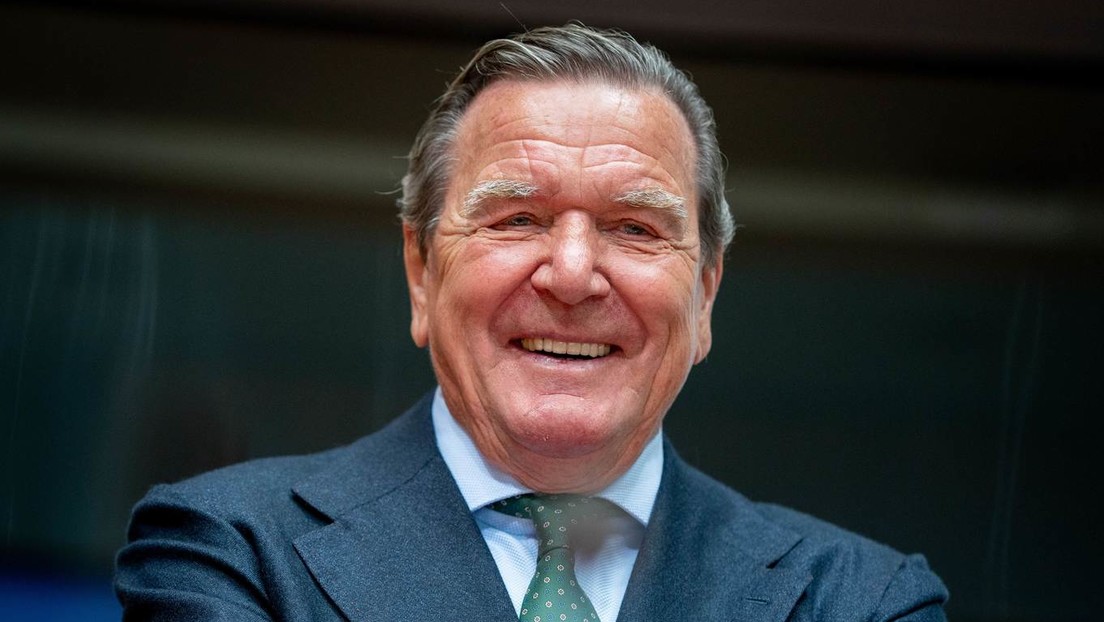 Altkanzler Schröder verklagt Bundestag auf Wiederherstellung seiner entzogenen Sonderrechte