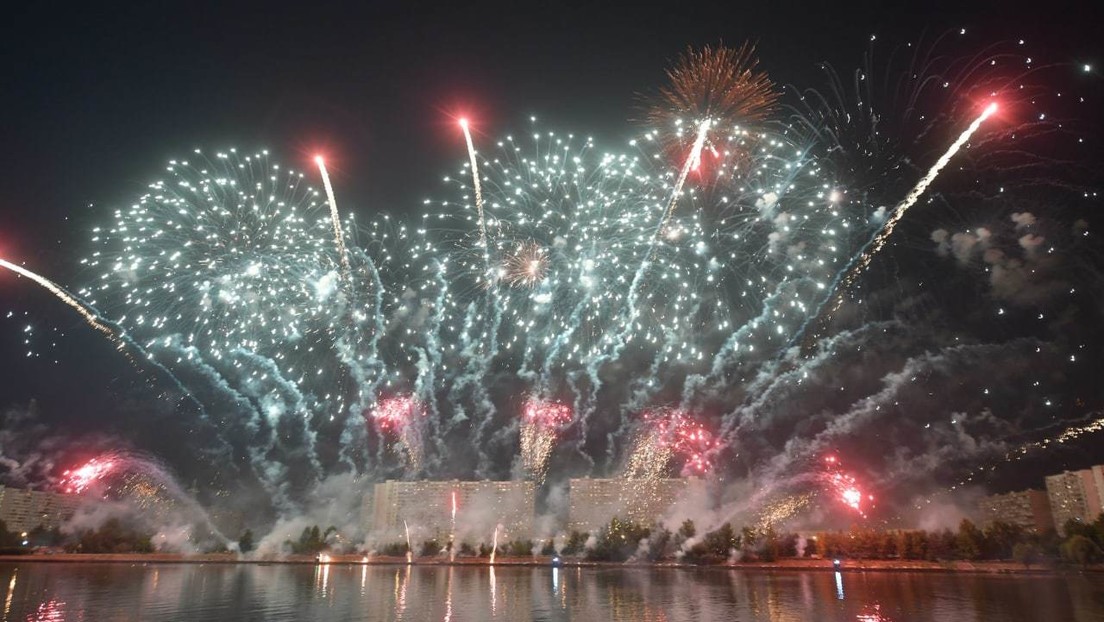 LIVE: Internationaler Feuerwerkswettbewerb in Moskau