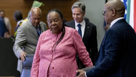 Südafrika will sich im Ukraine-Krieg nicht vom Westen unter Druck setzen lassen