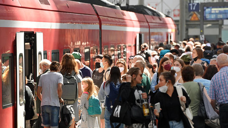 "Gratismentalität"? Dekadente deutsche Obrigkeit zelebriert Armenverachtung