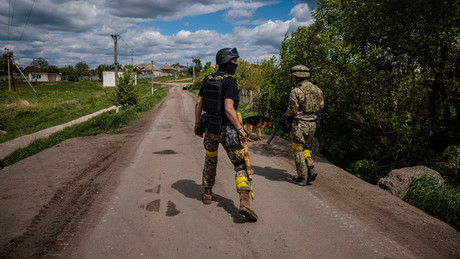 Liveticker Ukraine-Krieg – Ukrainische "Kraken"-Kämpfer erschießen eigene fliehende Soldaten