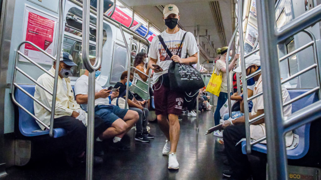 "Stück Normalität" nach 28 Monaten: New York beendet Maskenpflicht in öffentlichen Verkehrsmitteln