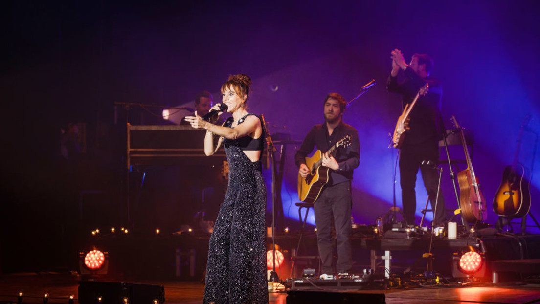Französische Sängerin ZAZ sagt Kanada-Tour ab, weil sie sich nicht impfen lassen will