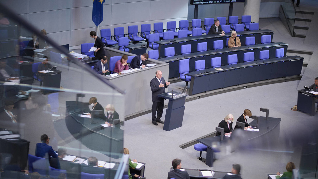 Bundestag: 50 Schattierungen der Wirklichkeitsverleugnung – und eine Stimme aus Mansfeld