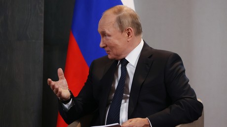 Putin: Russland und China "stehen für eine gerechte, demokratische, multipolare Weltordnung"