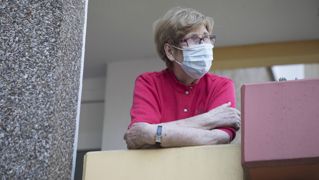 Maskenpflicht in Pflegeeinrichtungen: "Theater, Theater, der Vorhang geht auf"